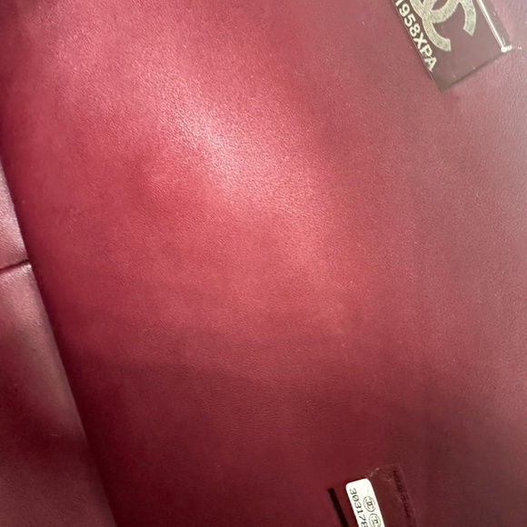 CHANEL Classic Medium Double Flap Quilted Leather Shoulder Bag - Black - Picture 4 of 4